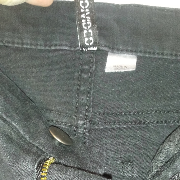 Divided by H&M Black skinny pants - Picture 2 of 8